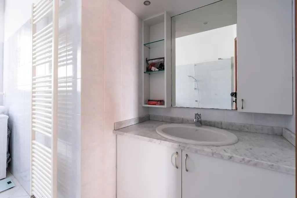 Apartment Duomo-PortaromanaXxl Home Terrace & Free Parking Milan Italy